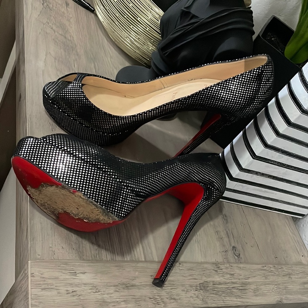 Red bottoms